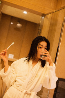 喘声2分30秒戴好耳机